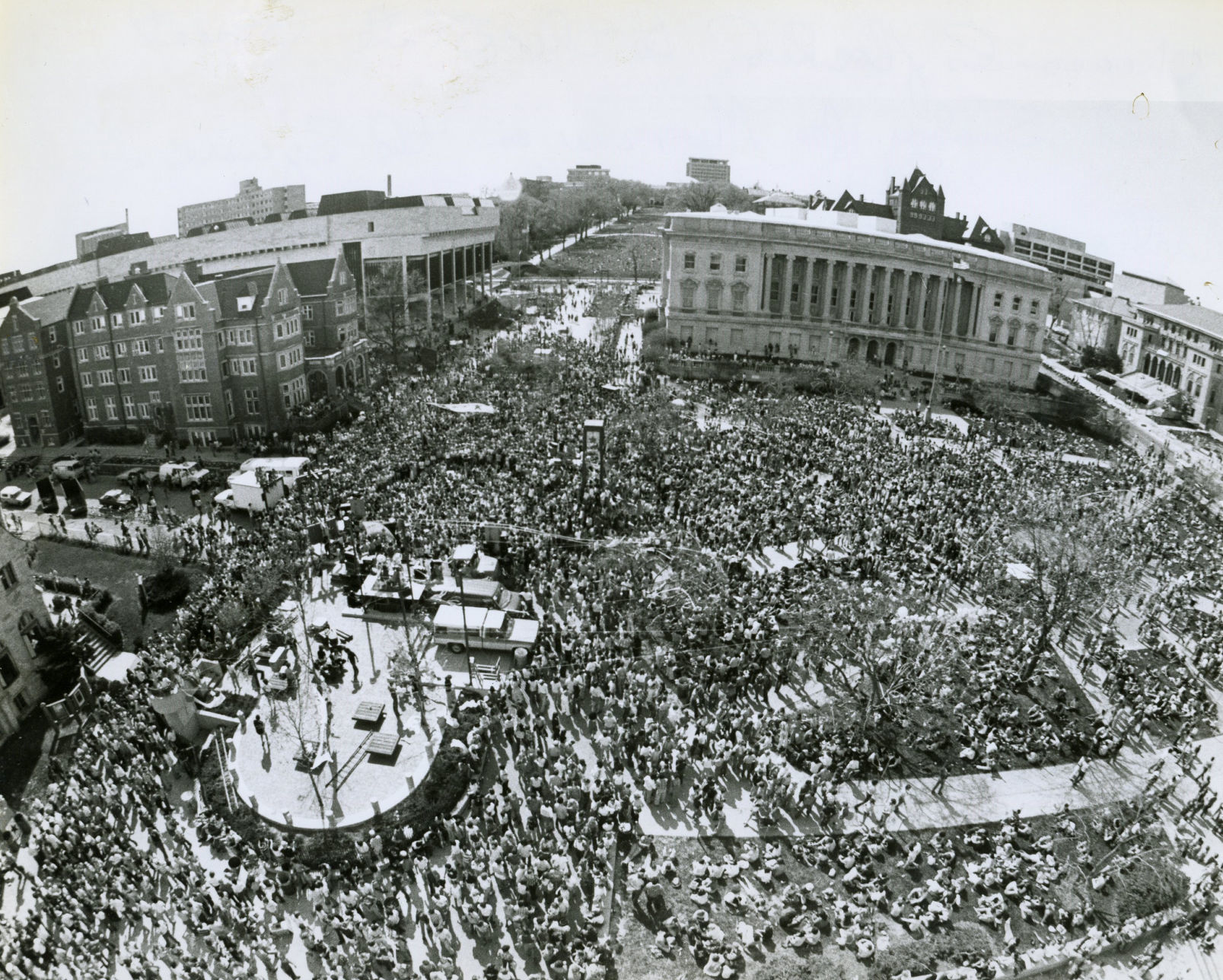 1979